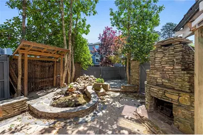 1009 Riverbend Club Drive SE, Atlanta, GA 30339 - Photo 32