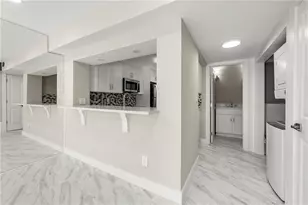 1009 Riverbend Club Dr SE, Atlanta, GA 30339 - Photo 14