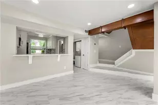 1009 Riverbend Club Dr SE, Atlanta, GA 30339 - Photo 10