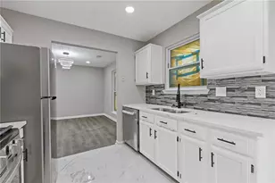 1111 Pin Oak Dr, Tucker, GA 30084 - Photo 10