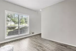 1469 Glynn View Ct, Hampton, GA 30228 - Photo 12