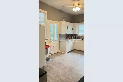 202 Veazey Street, Union Point, GA 30669 - Photo 10