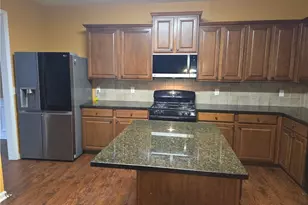 4613 Irish Red Ct, Union City, GA 30291 - Photo 4