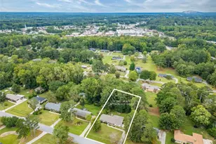 2173 Timber Ln, Snellville, GA 30078 - Photo 10