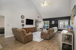 3685 Arden Creek Ct, Bethlehem, GA 30620 - Photo 2