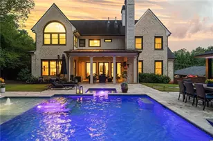 976 Ferncliff Rd NE, Atlanta, GA 30324 - Photo 2