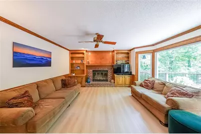 2402 Woodbridge Drive, Marietta, GA 30066 - Photo 10