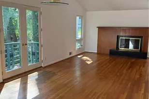 2173 Monterey Dr NW, Atlanta, GA 30318 - Photo 10