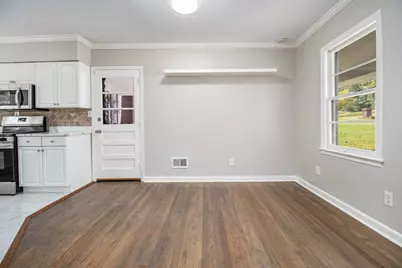 2550 Graywall Street, East Point, GA 30344 - Photo 10