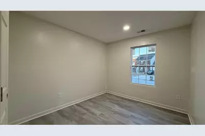 3938 Alderwoods Drive, Jonesboro, GA 30236 - Photo 8