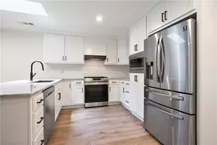 1360 Bethany Ct, Alpharetta, GA 30004 - Photo 8