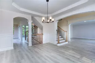 2010 Fontainbleau Dr, Conyers, GA 30094 - Photo 10