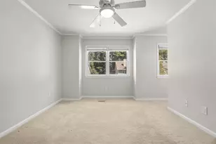 232 Peachtree Hollow Ct, Sandy Springs, GA 30328 - Photo 22