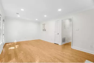 232 Peachtree Hollow Court, Sandy Springs, GA 30328 - Photo 16