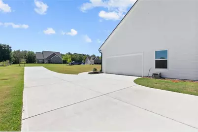 1117 Birchwood Drive, Griffin, GA 30224 - Photo 4