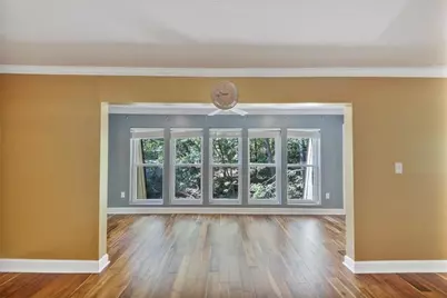 24315 Plantation Drive NE, Atlanta, GA 30324 - Photo 6