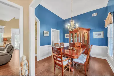 405 Mallory Circle, Loganville, GA 30052 - Photo 2