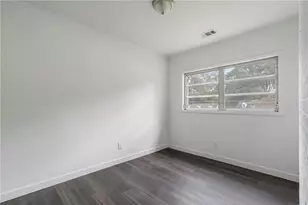 2422 N Decatur Rd, Decatur, GA 30033 - Photo 26