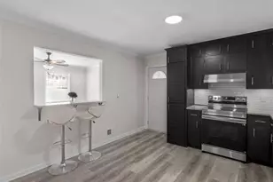 6637 Bedford Rd, Rex, GA 30273 - Photo 10