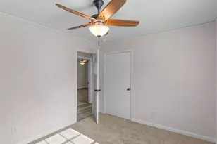 6637 Bedford Rd, Rex, GA 30273 - Photo 18