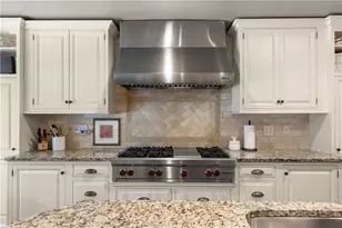 4220 Exeter Close NW, Atlanta, GA 30327 - Photo 8