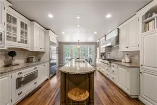 4220 Exeter Close NW, Atlanta, GA 30327 - Photo 6