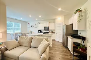 404 Shasta Ct, Hoschton, GA 30548 - Photo 12