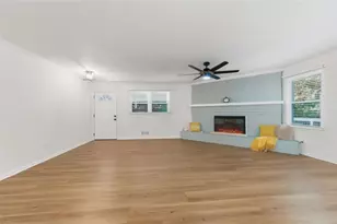 2011 Shadowwood Dr, Marietta, GA 30066 - Photo 10