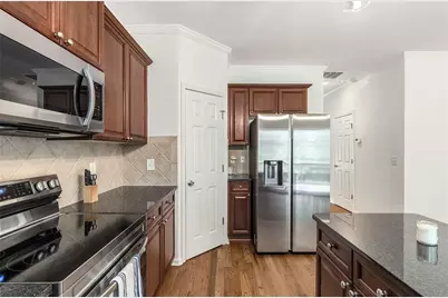 1153 Liberty Parkway NW, Atlanta, GA 30318 - Photo 16