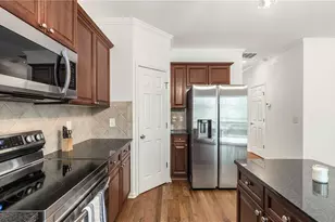 1153 Liberty Pkwy NW, Atlanta, GA 30318 - Photo 16