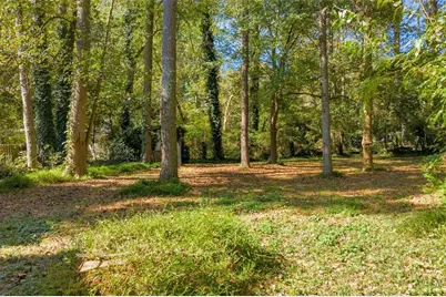 641 Favorwood Drive SW, Marietta, GA 30060 - Photo 10