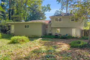 641 Favorwood Dr SW, Marietta, GA 30060 - Photo 8