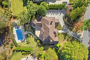 8870 Old Southwick Pass, Alpharetta, GA 30022 - Photo 6