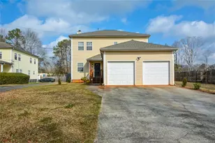 2066 Tilson Rd, Decatur, GA 30032 - Photo 2