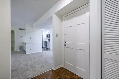 223 Tuxworth Circle, Decatur, GA 30033 - Photo 4