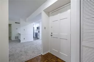 223 Tuxworth Cir, Decatur, GA 30033 - Photo 4