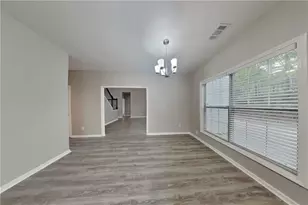 1245 Cedar Oak Ln, Lawrenceville, GA 30043 - Photo 8