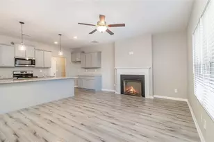 7662 Gray Pointe Dr, Lithonia, GA 30058 - Photo 10