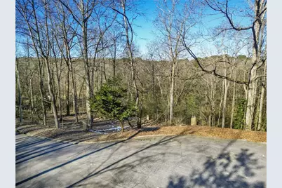 18 Geraldine Drive SE, Smyrna, GA 30082 - Photo 8