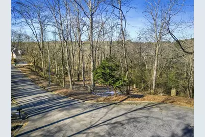 22 Geraldine Drive SE, Smyrna, GA 30082 - Photo 10