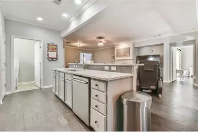 5960 Chimney Rock Drive, Hoschton, GA 30548 - Photo 16