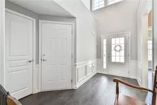 5960 Chimney Rock Dr, Hoschton, GA 30548 - Photo 4