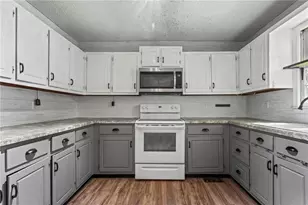 143 Frances Dr, Dallas, GA 30157 - Photo 8