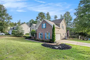 105 Grand Oak Dr, Jefferson, GA 30549 - Photo 2