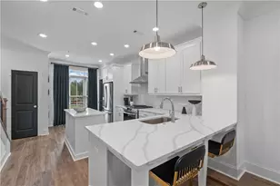 1005 Crown Oak St, Johns Creek, GA 30022 - Photo 6