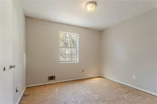 6202 St Christophers Ct, Lithonia, GA 30058 - Photo 14