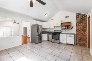 1070 Colquitt Ave NE, Atlanta, GA 30307 - Photo 6