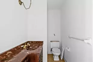 1731 E Bank Dr E, Marietta, GA 30068 - Photo 16