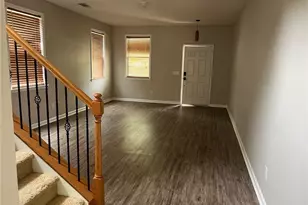 152 Parkmont Ln, Dallas, GA 30132 - Photo 2