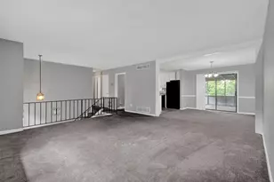 3929 Emerald Springs Ct, Decatur, GA 30035 - Photo 4